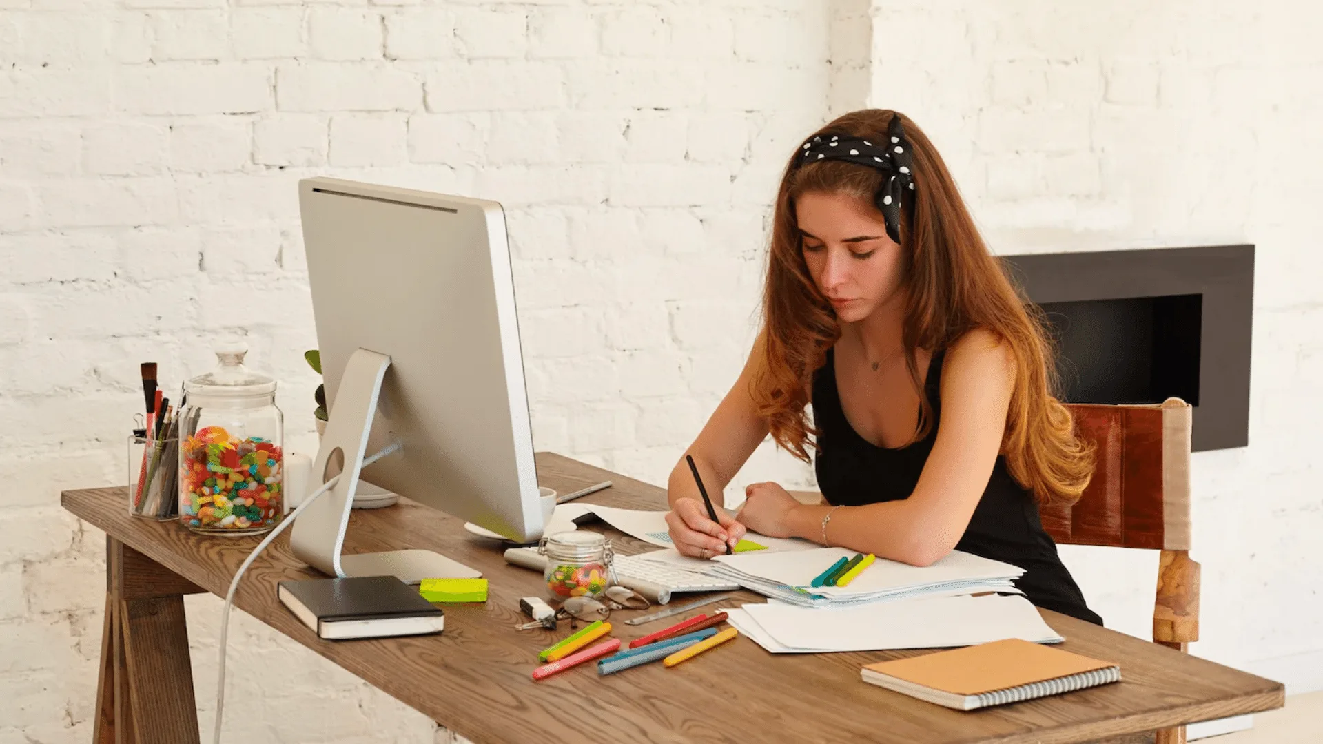 9 Best Freelancer Tools To Help Scale Your Business